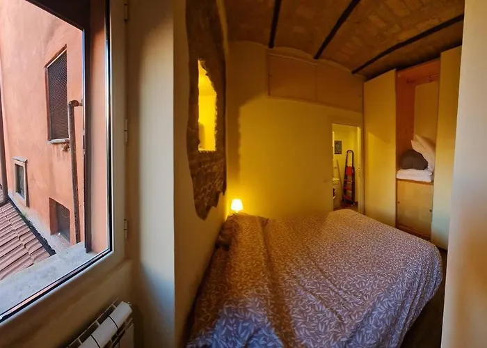 Julia nel cuore di Trastevere