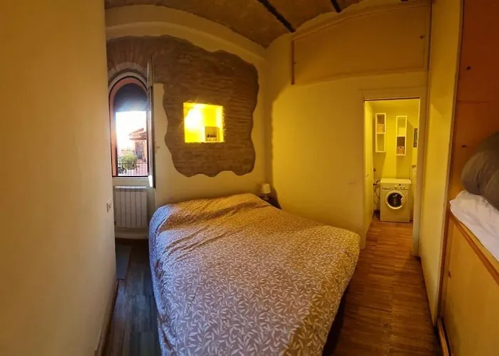 Julia nel cuore di Trastevere